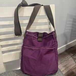 Thirty-one brand purple canvas tote with brown shoulder strap